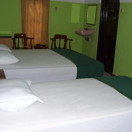 Hotel Bahagia 판칼란분 외부 사진