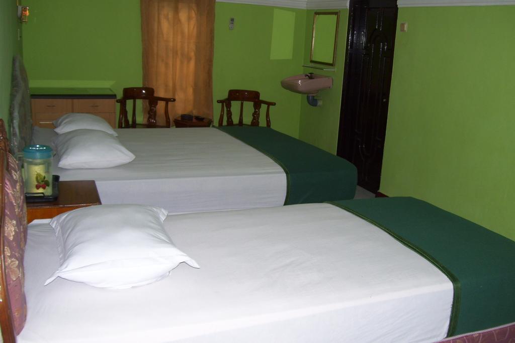 Hotel Bahagia 판칼란분 외부 사진